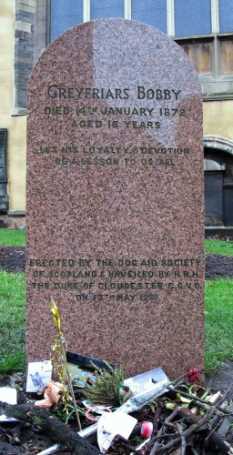 Greyfriars_Bobby_Headstone